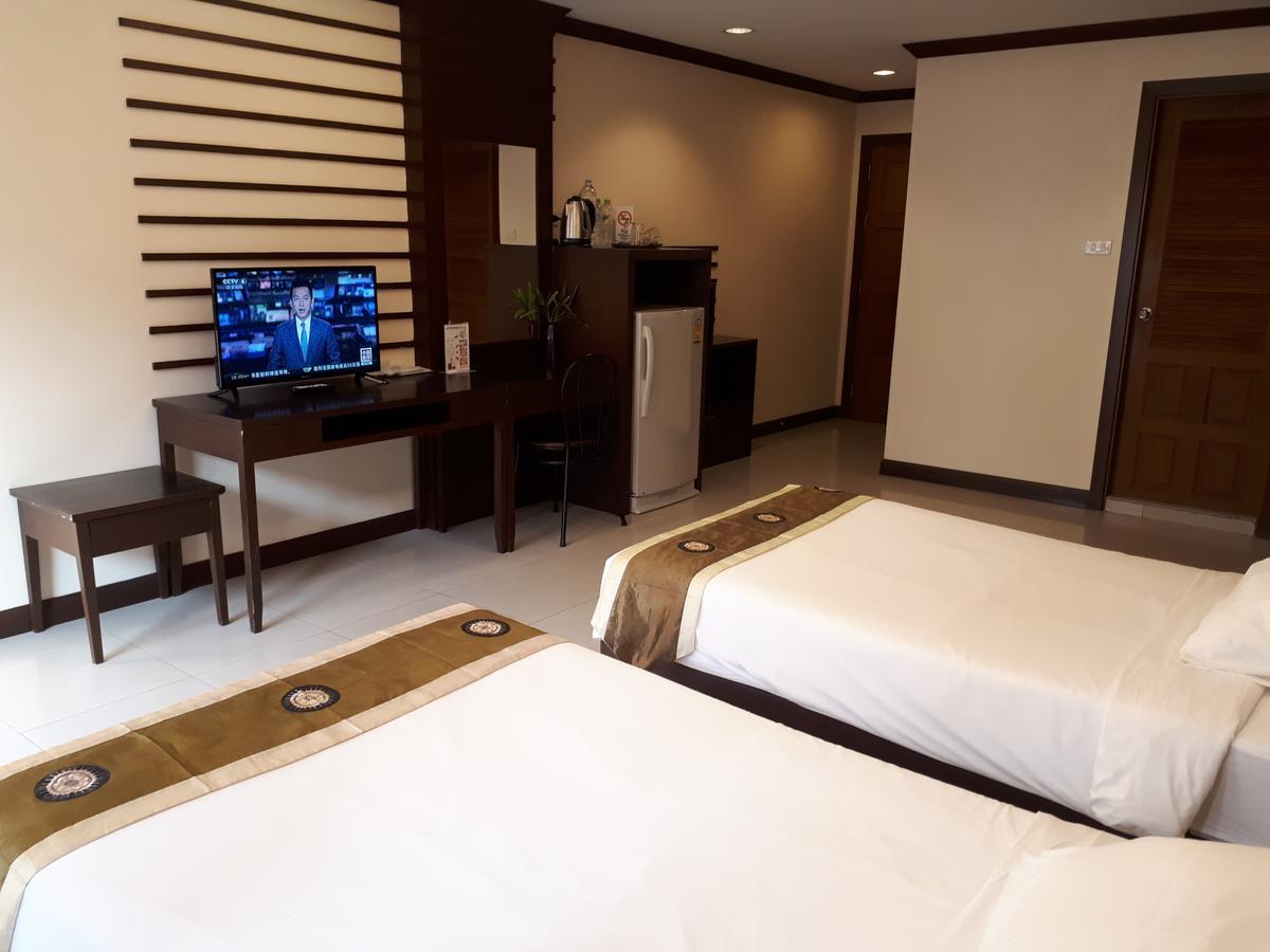 Daratalay - Jomtien Hotel Bang Lamung Exterior photo